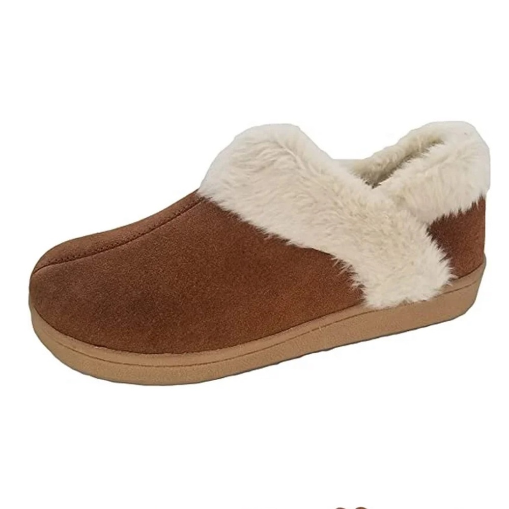 Clark’s  Brown Faux Fur Women's Slippers size 8 NWT